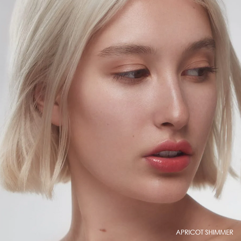 KNUTZEN Nourishing Lip Gloss